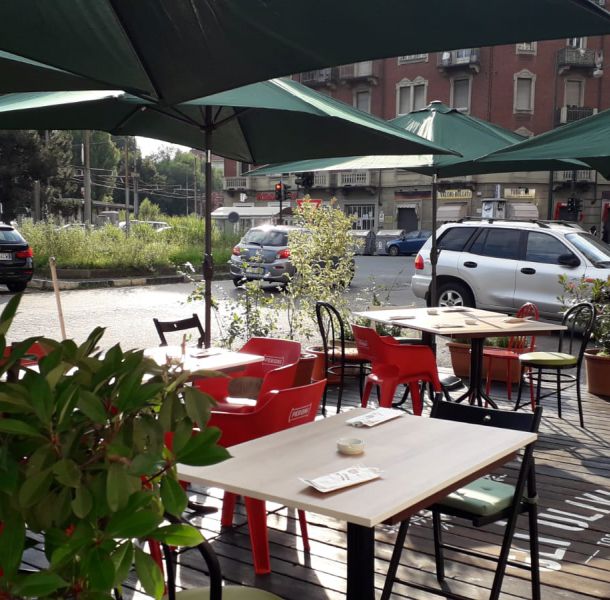 gli ulivi pizzeria torino dehor